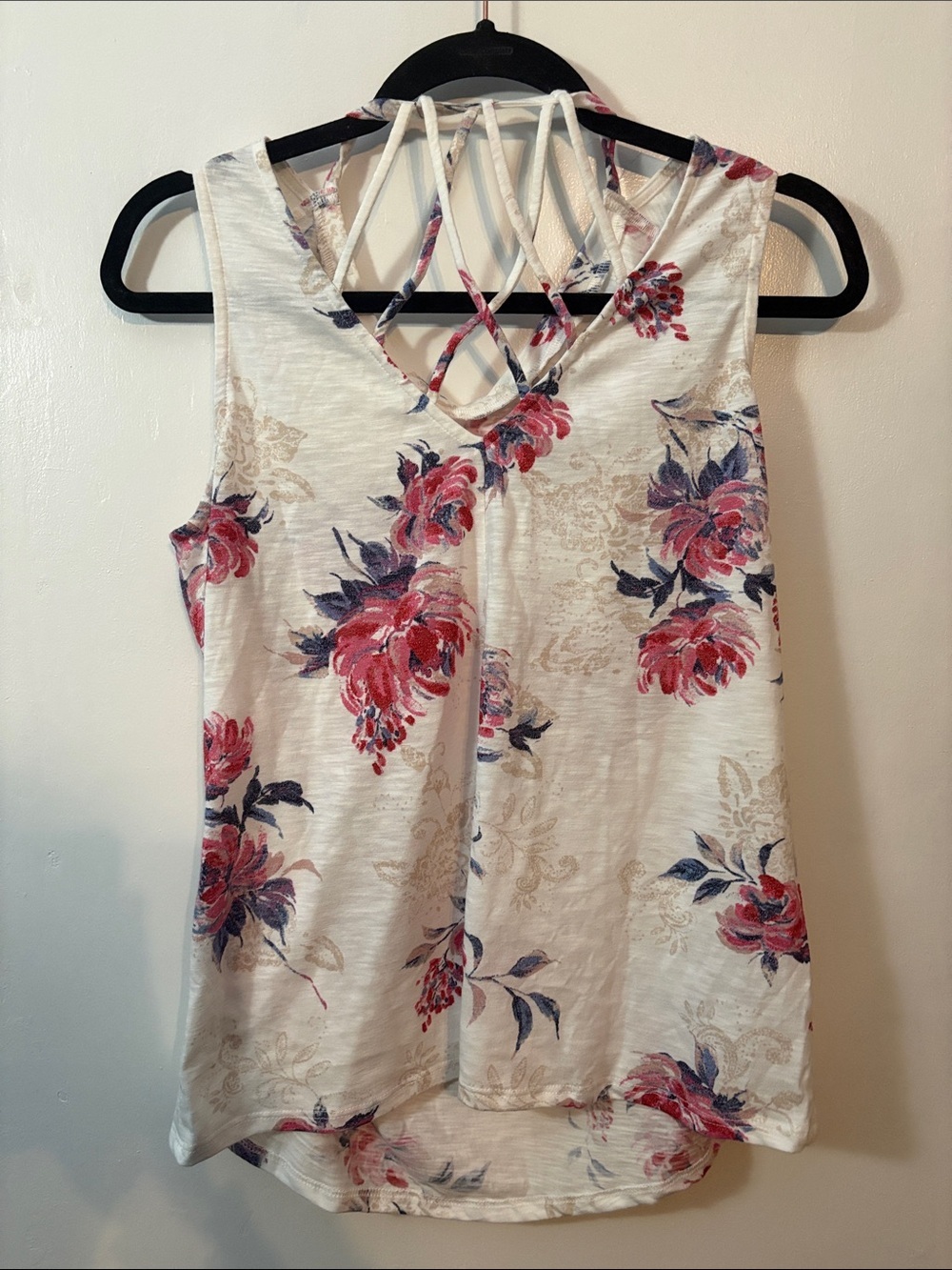 Maurices White Tank Top with Pink Floral Print - Picture 3 of 4